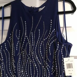 NWT Jackie Jon woman’s size 16 long dress